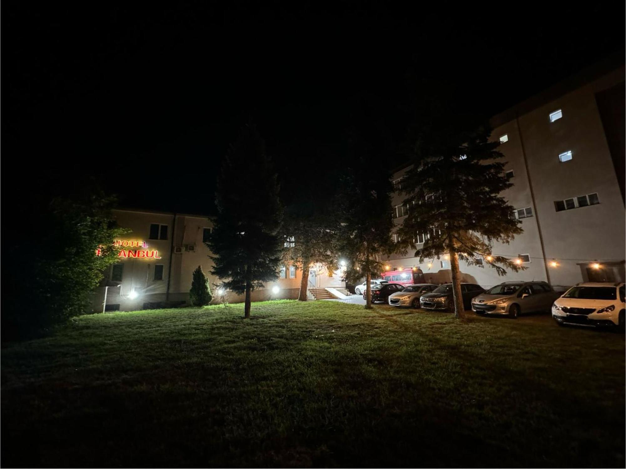 Hotel Istanbul Скопье Экстерьер фото