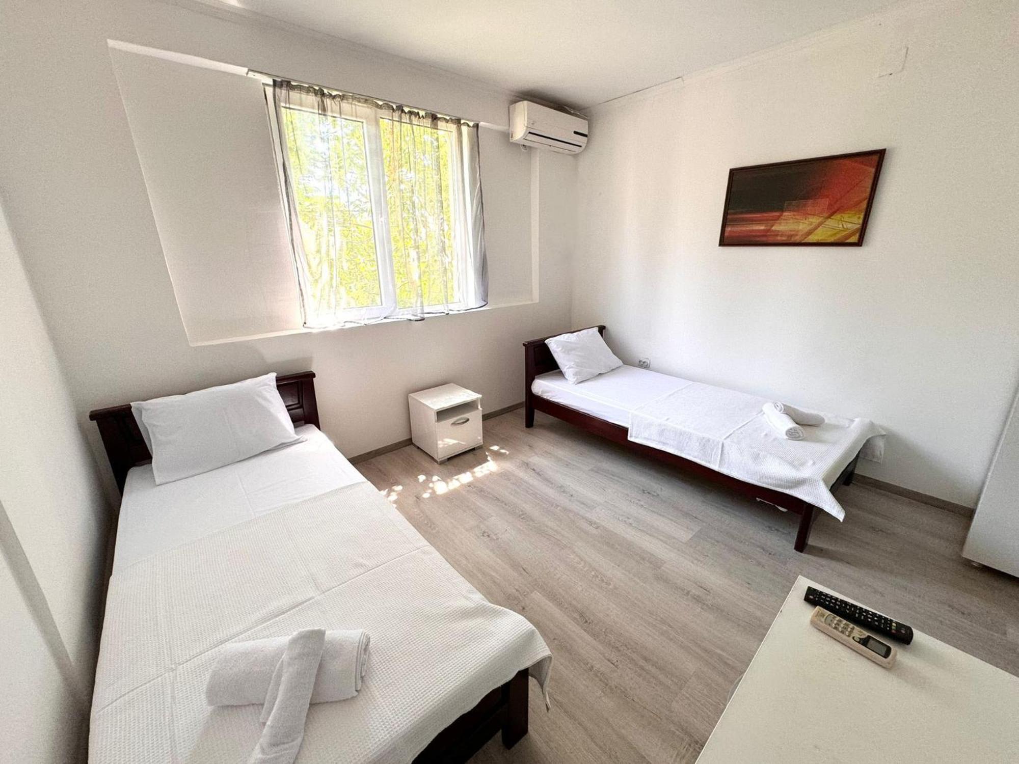 Hotel Istanbul Скопье Экстерьер фото
