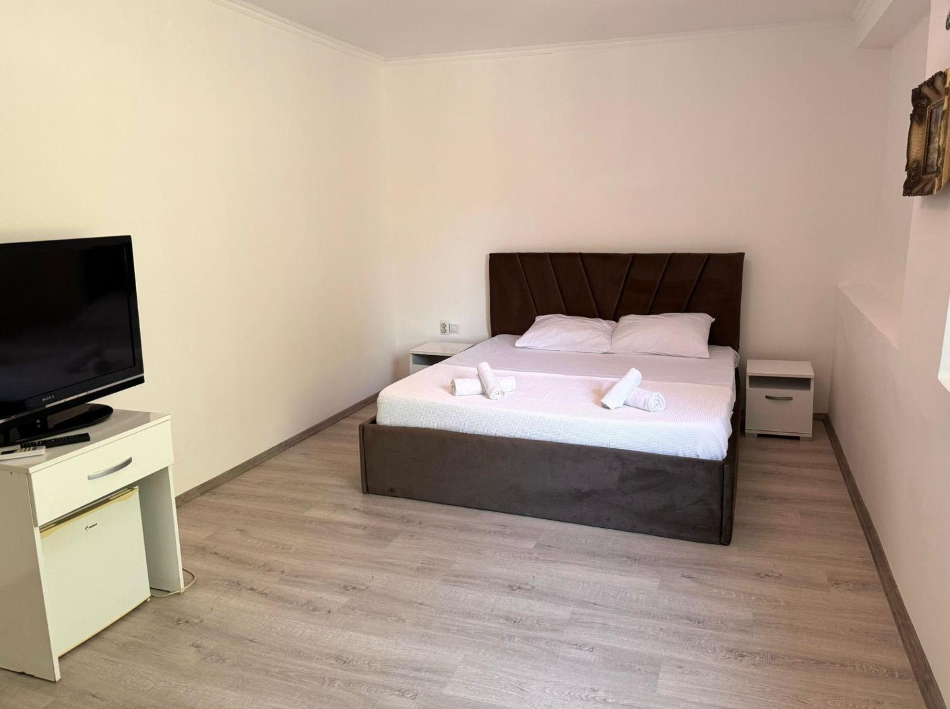 Hotel Istanbul Скопье Экстерьер фото